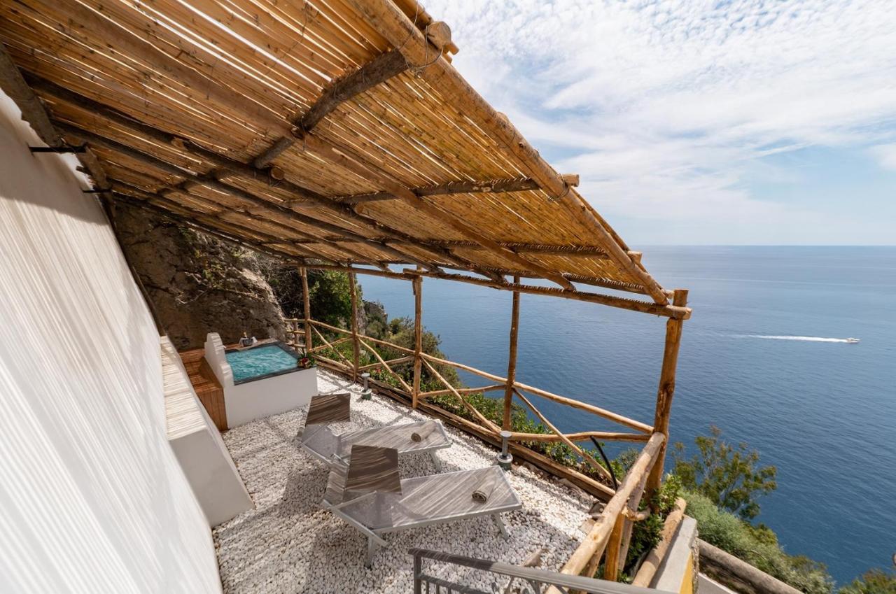 Hotel Villa Pandora Maiori Exterior photo